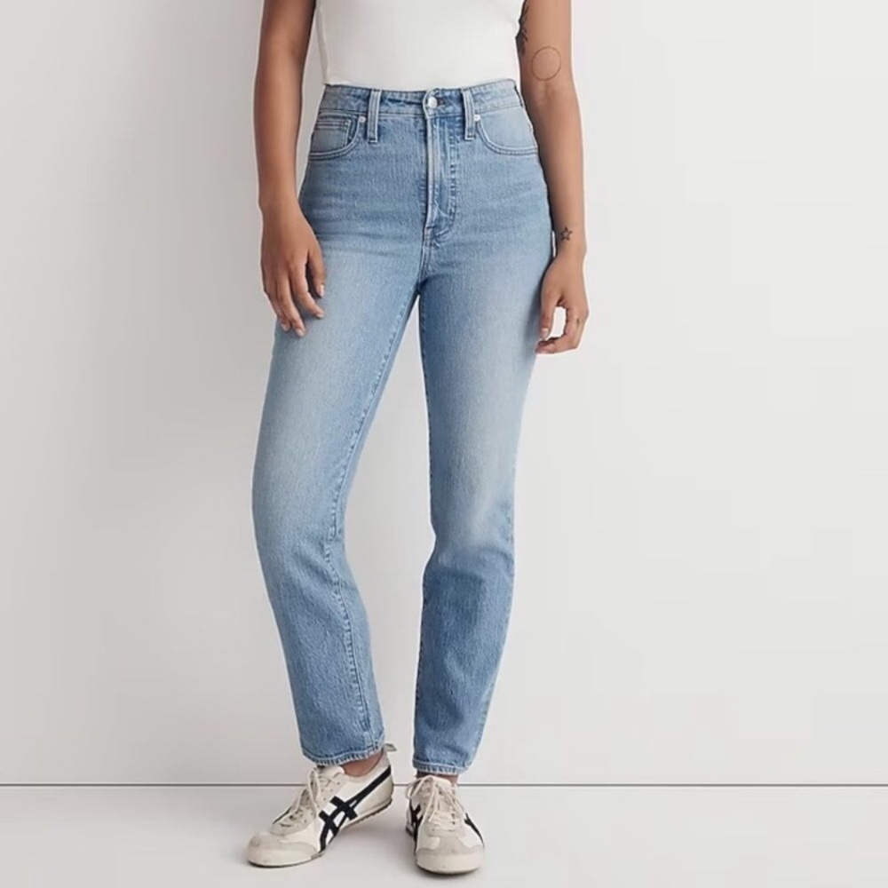 Madewell The Curvy Perfect Vintage High Rise Jeans, Size 25, Light Wash